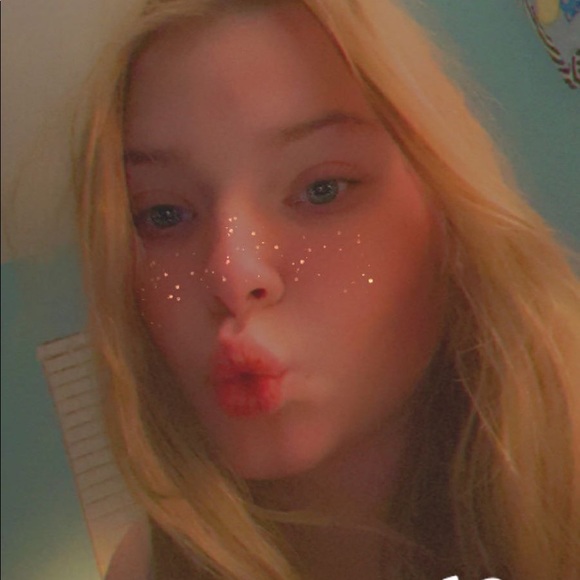 Meet your Posher, Sarah - Picture 1 of 1